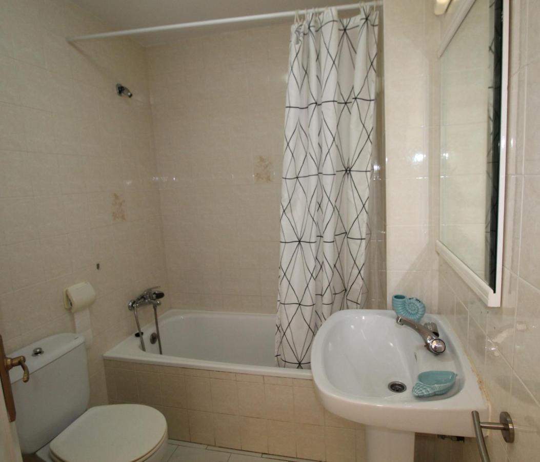 Carihuela Beach Apartment, 2Nd Line Torremolinos Esterno foto
